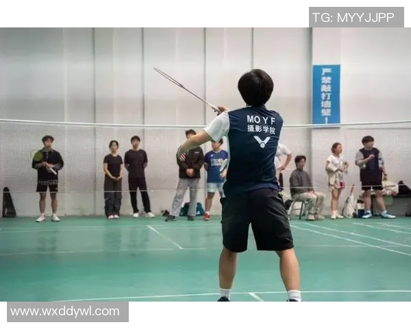成都羽毛球队迎来节奏变革引发热议探索新打法与团队协作的未来发展